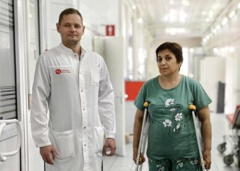 Новосибирские хирурги помогли женщине с врождённым вывихом бедра