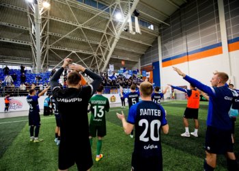 Футбольная «Сибирь» одержала победу над «Текстильщиком»