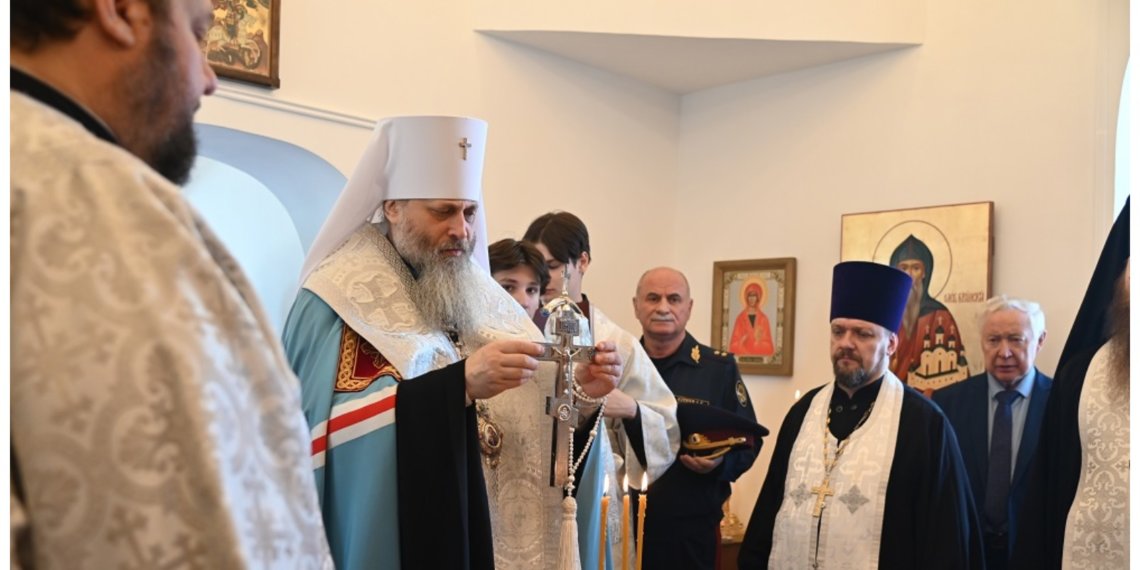 Митрополит Новосибирский и Бердский Никодим освятил новый храм на территории лечебного исправительного учреждения №10