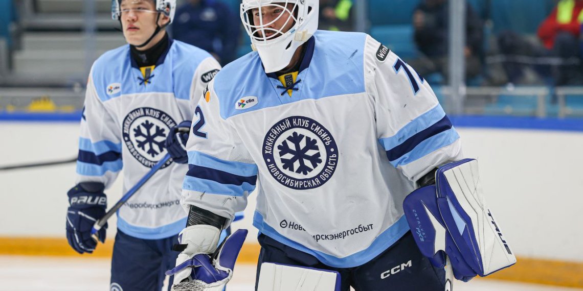 Хоккейная «Сибирь» уступила «Барысу» в товарищеском матче
