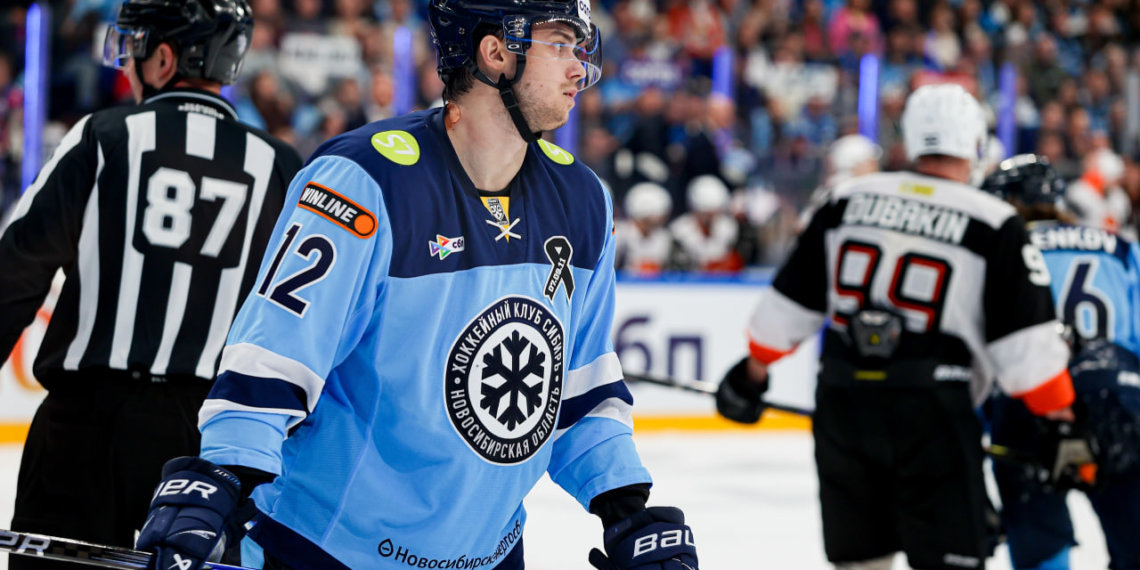 Хоккейная «Сибирь» уступила в первом матче нового сезона КХЛ