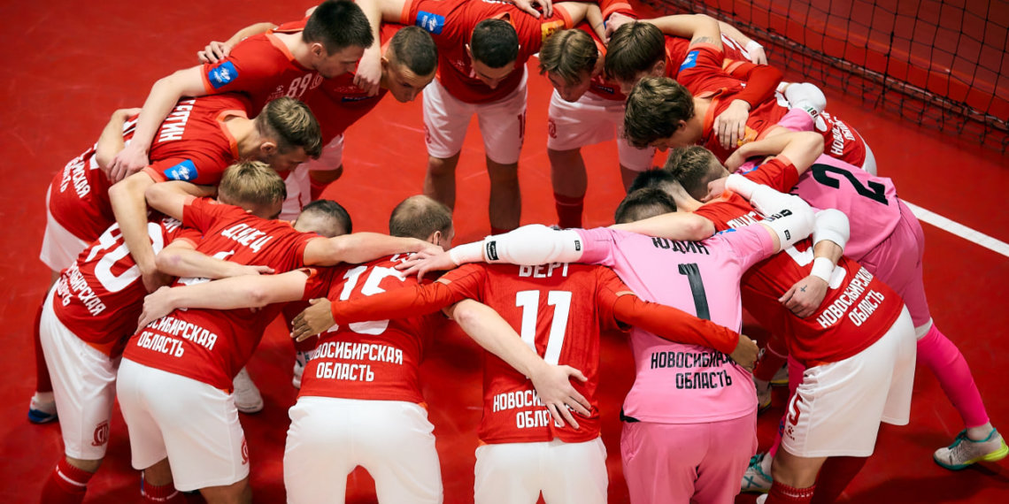 Футзальный «Сибиряк» сумел добиться первой победы в сезоне