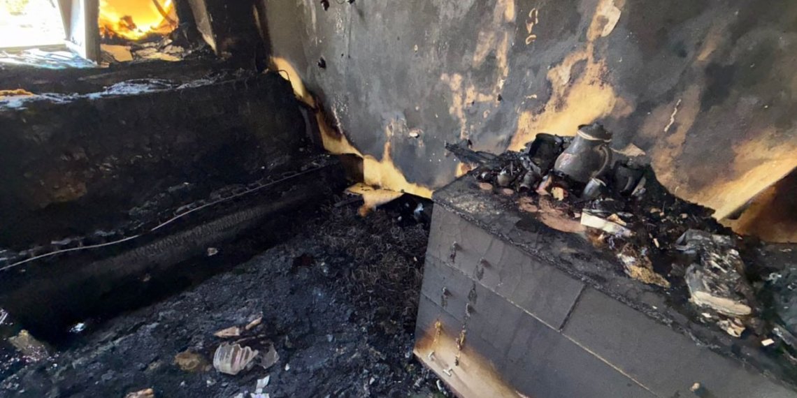 Двое человек погибли в пожарах за один день в Новосибирске