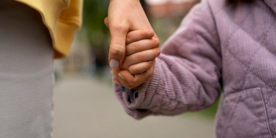 Мать склонила к потреблению наркотиков 9-летнего сына в Новосибирске