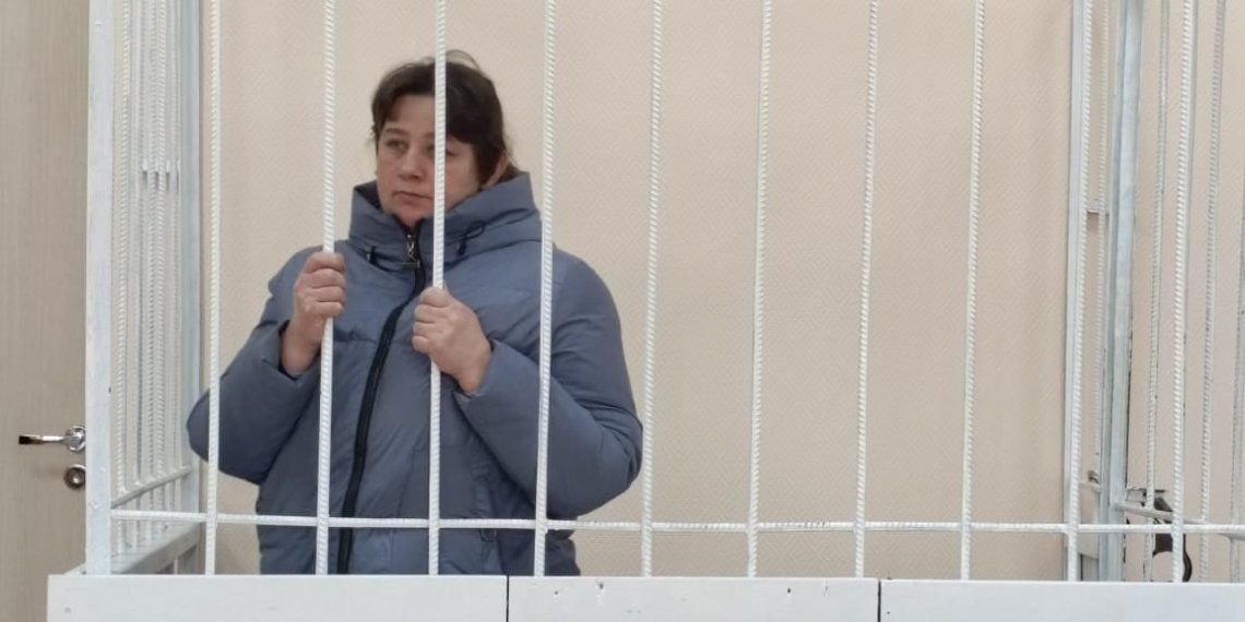 Выставила ведро с ребенком на мороз: многодетная мать просит об УДО в Новосибирской области