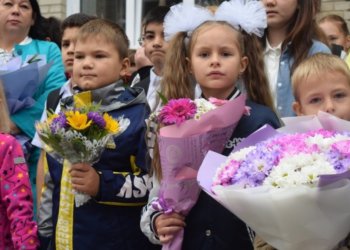 Министр Жафярова высказалась о введении ГОСТа на школьную форму в Новосибирской области