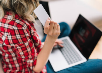 Сбер помог сибирякам защитить от мошенников больше 800 млн рублей с начала 2025 года