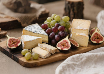 Рост цен на мед и сыр зафиксировали в Новосибирской области