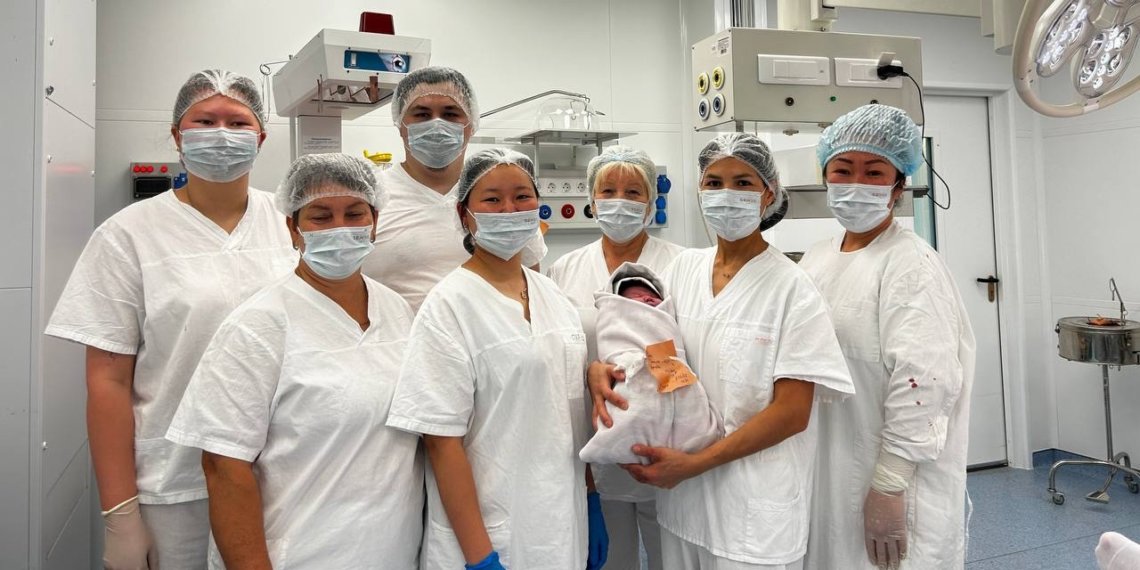 Девочка весом 6,7 кг родилась в Бурятии