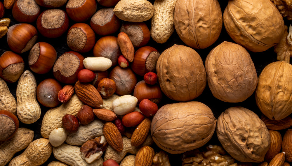 Гастроэнтеролог назвал ежедневную норму орехов для снижения риска деменции