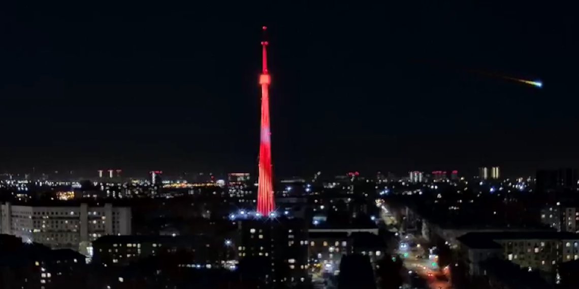 Яркий метеор пролетел над Новосибирском