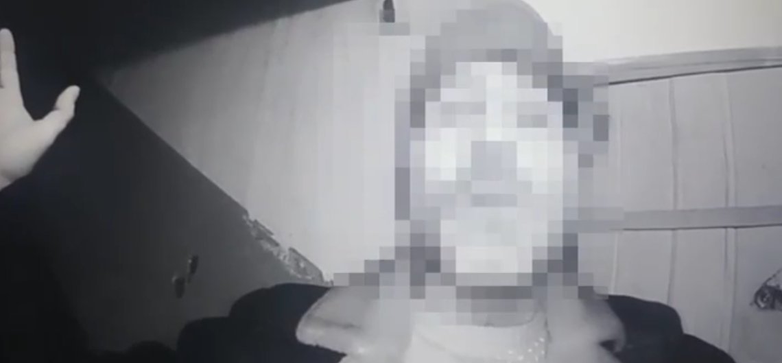 Новосибирец с ножом пытался ворваться в чужую квартиру, угрожая жильцам расправой