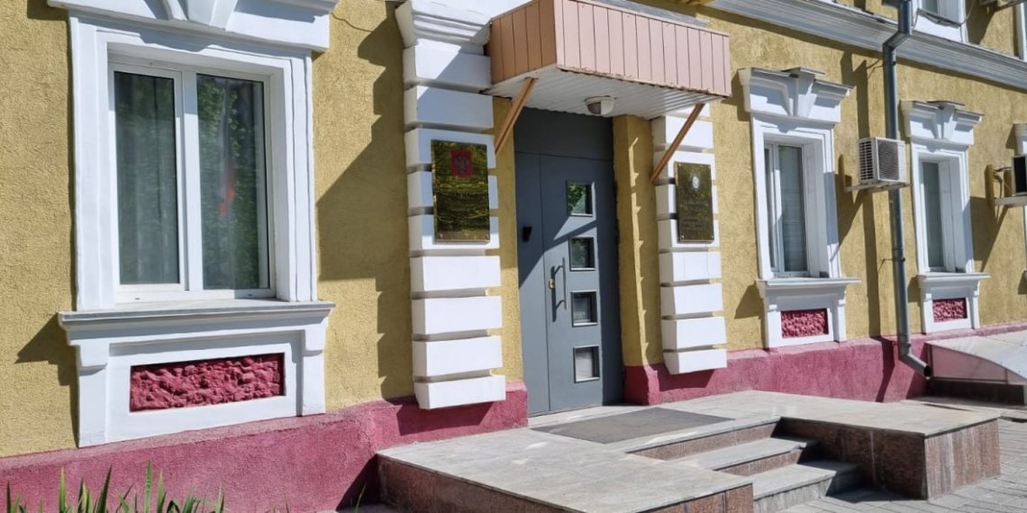 Новосибирский депутат выписал сам себе 1,5 миллиона рублей премиями