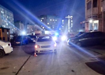 7-летний мальчик попал под колёса автомобиля на МЖК в Новосибирске