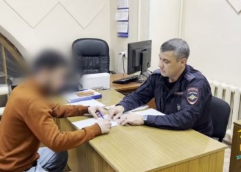 Полиция обнаружила 8 нелегальных мигрантов в новосибирских электричках