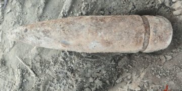 Артиллерийский снаряд обнаружили рядом с ТЦ Новосибирска