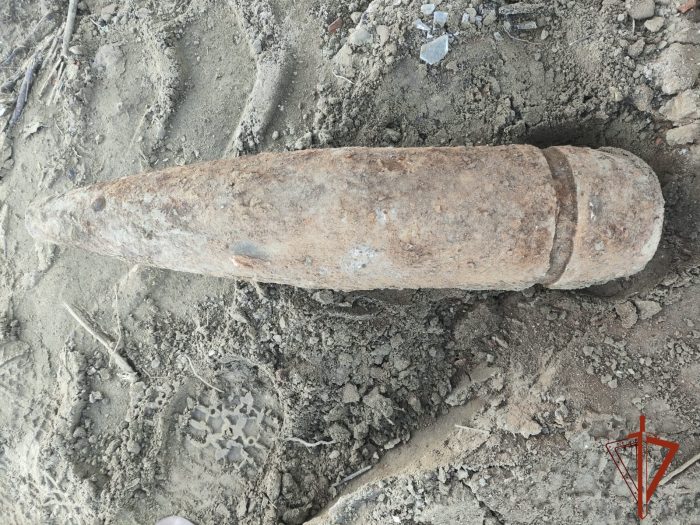 Артиллерийский снаряд обнаружили рядом с ТЦ Новосибирска