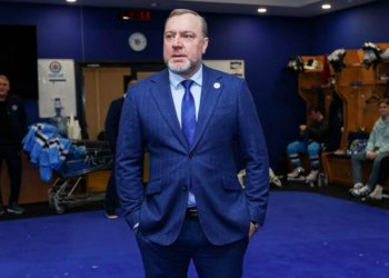 ХК «Сибирь» объявил об отставке главного тренера Епанчинцева