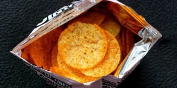 Оздоравливающие организм чипсы придумали новосибирские учёные