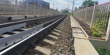 Пешеход попал под электричку на станции «Ипподром» в Новосибирске