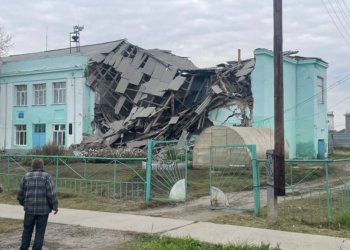 Чиновнице из Татарска предъявили обвинение из-за рухнувшей школы