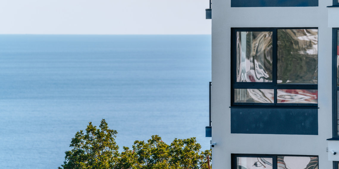 Убежать от зимы: где в Крыму россияне покупают квартиры для отдыха