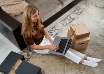 Зелёный день для онлайн-шопинга с партнёрами Сбера