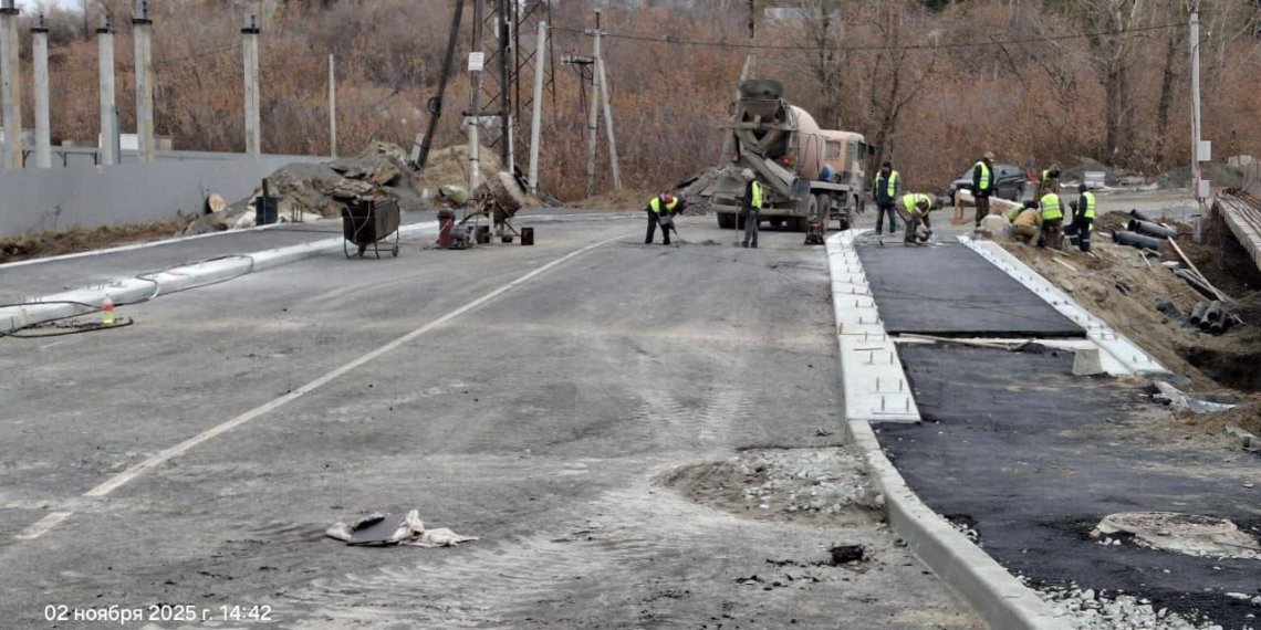 Работы на мосту через Ельцовку-2 на Сухарной завершаются в Новосибирске