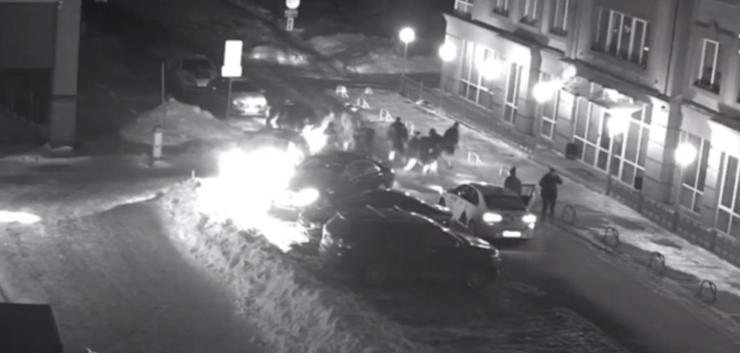 Охранники ЧОПа предстанут перед судом за массовую драку с посетителями кальянной в Новосибирске