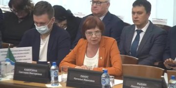 Критика полиции в Telegram обошлась экс-депутату горсовета Новосибирска в 15 тысяч рублей