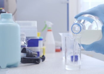 Учёная из Новосибирска стала лучшим молодым изобретателем России — она создала пылеподавитель