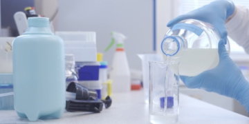 Учёная из Новосибирска стала лучшим молодым изобретателем России — она создала пылеподавитель