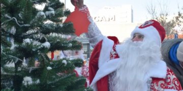 РПЦ призвала россиян не верить в Деда Мороза