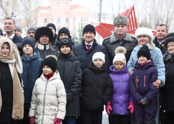 Новый сквер, посвящённый музыке и героям Великой Отечественной войны, открыли в Новосибирске