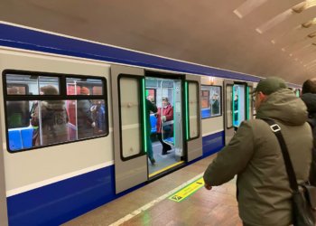 Новосибирское метро пополнилось пятью современными поездами «Ермак»