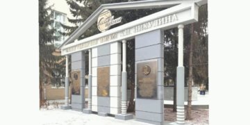 В Новосибирске завершено благоустройство Аллеи связистов, созданной командой «Ростелекома»