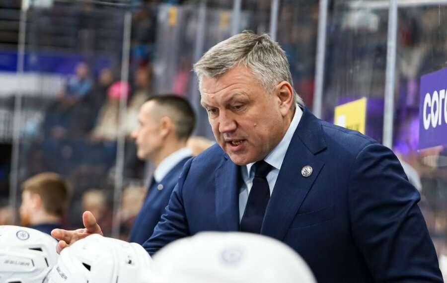 «Сибирь» проводит кадровые перестановки: Буцаева сменил Люзенков после 11 поражений команды