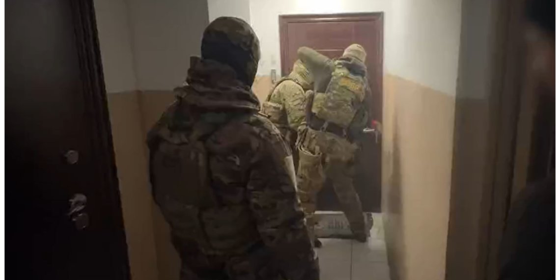 Российская Киберполиция задержала семерых дропперов в Новосибирской области