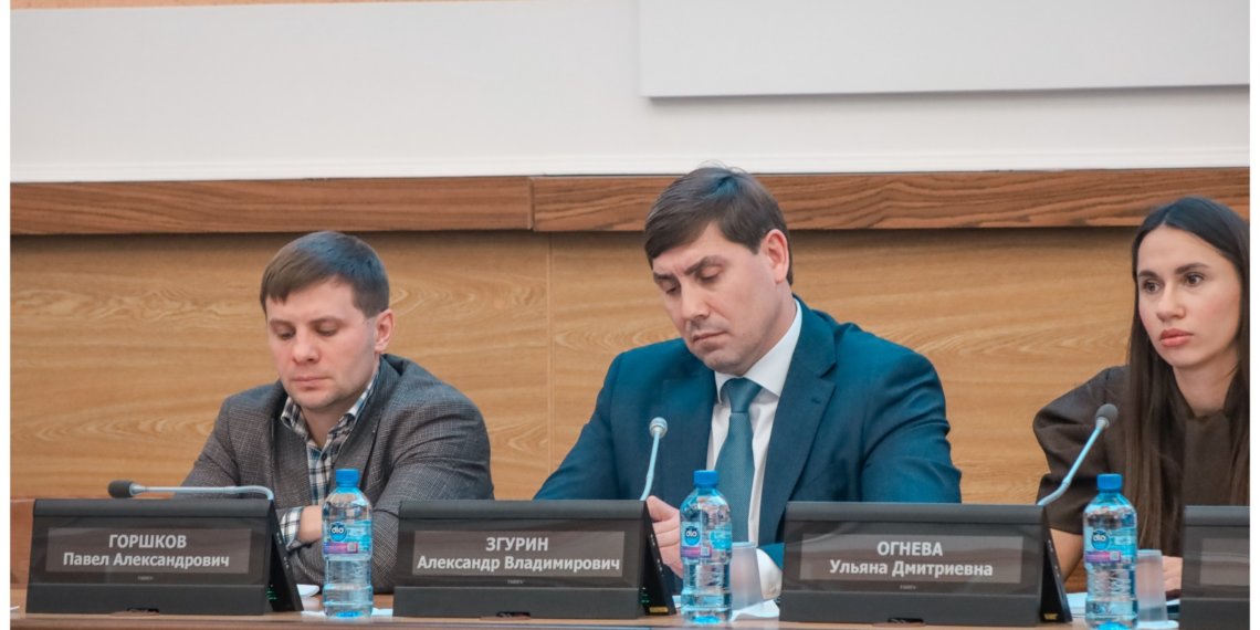 Готовы к зиме: депутаты горсовета подвели итоги работы с молодёжью в 2025 году