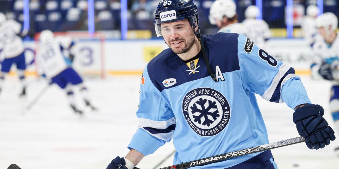 Тэйлор Бек возвращается в состав ХК «Сибирь»