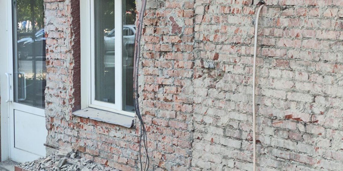 Проблема растет: почти 8 тысяч домов признали аварийными в Новосибирской области