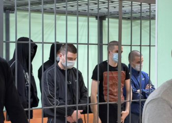 В Новосибирске осудили банду, похитившую парня у бизнес-центра