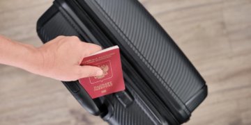 В России упростили заселение в отели: паспорт можно будет заменить правами