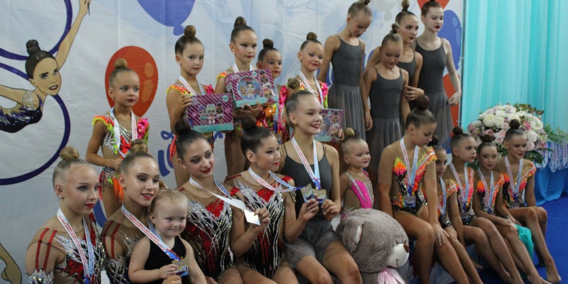 В Пашино определили сильнейших юных гимнасток на турнире, посвящённом Дню народного единства