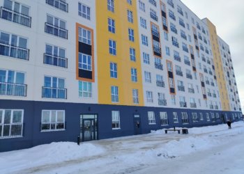 Жители аварийных домов в Пашино получили новые квартиры в ЖК «Поколение» при содействии депутата Вячеслава Илюхина