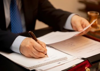 Новосибирцам напомнили, какие изменения в законах вступают в силу с 1 января