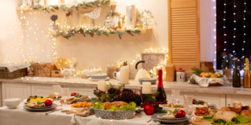 От сельди до трюфелей: 5 популярных новогодних закусок с простыми рецептами
