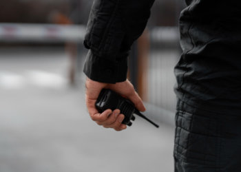 По дружбе: бывших полицейских осудили за фальсификацию дела в пользу браконьера в Новосибирской области