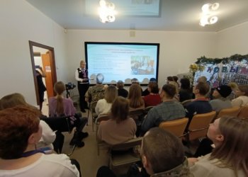 Поддержка рядом: в Октябрьском филиале социального МФЦ ответили на вопросы участников СВО и их близких