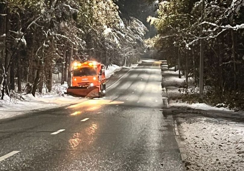 Экстренные ящики с песком и солью для водителей появились в Новосибирске